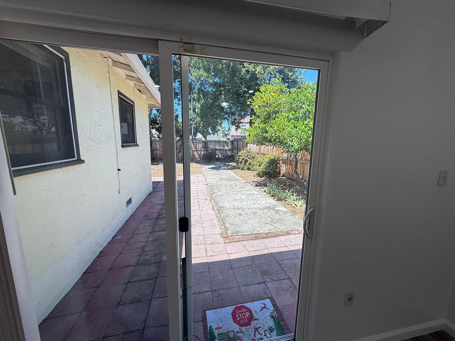 1454 Bel Air Dr photo 5