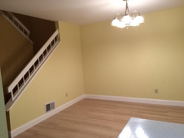 5220 Pebble Glen Dr photo 3