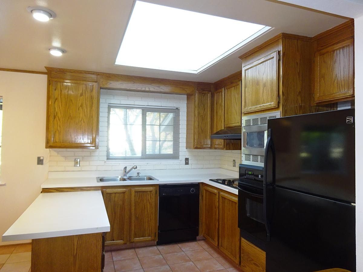 1363 Terrebonne Dr photo 4