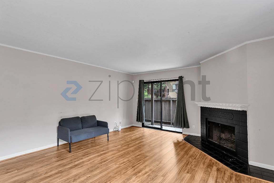 99 Cleaveland Rd photo 4