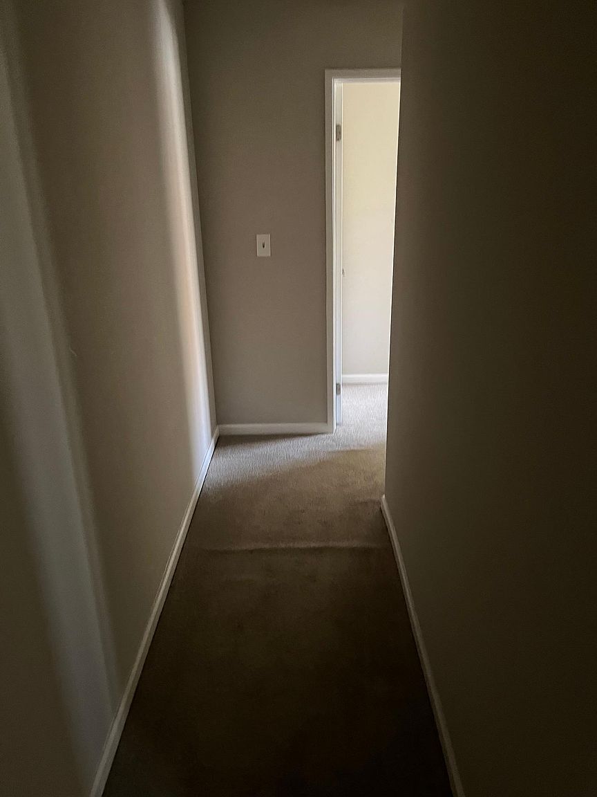 89 Fountainhead Ct photo 2