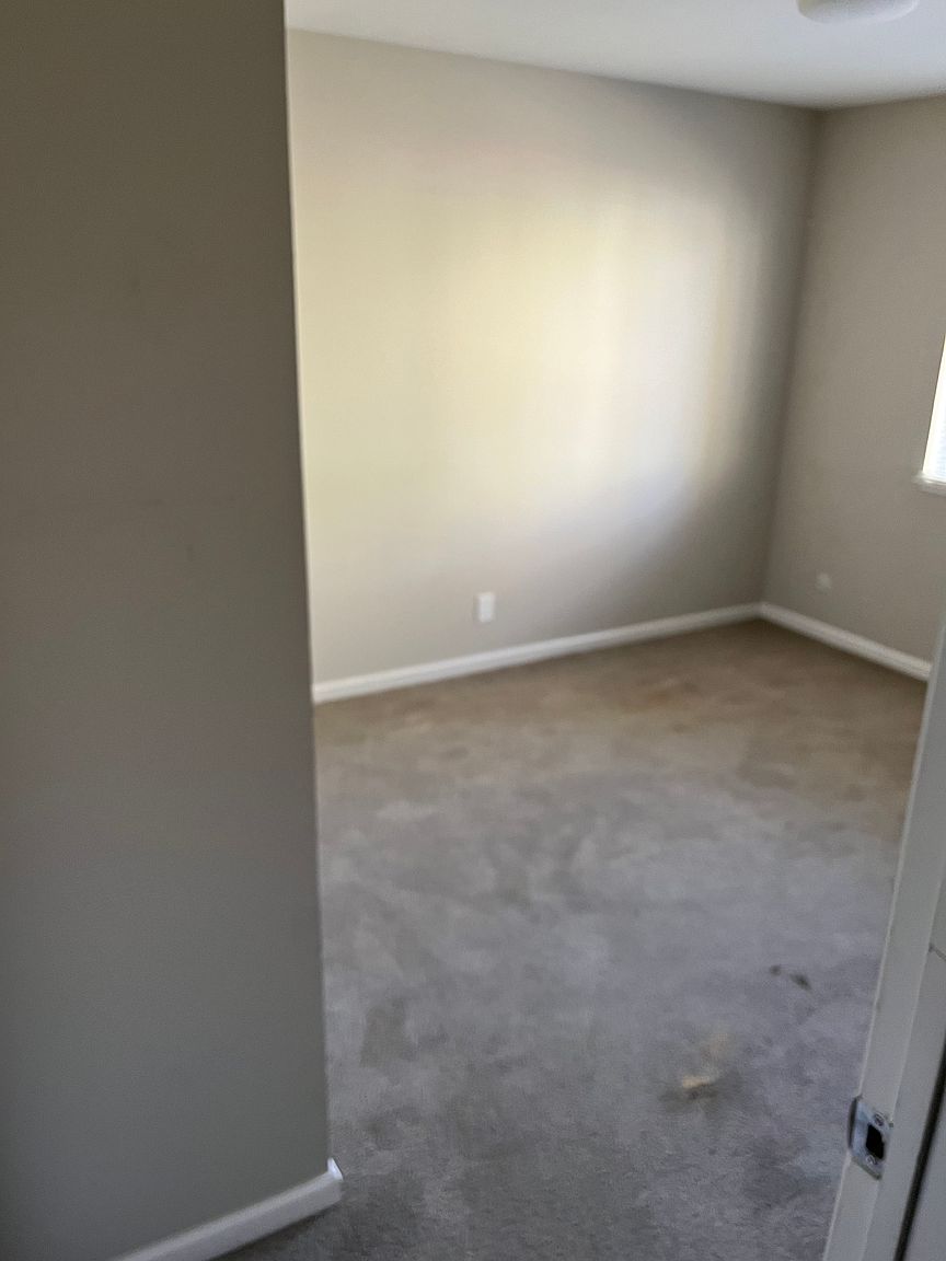 89 Fountainhead Ct photo 5