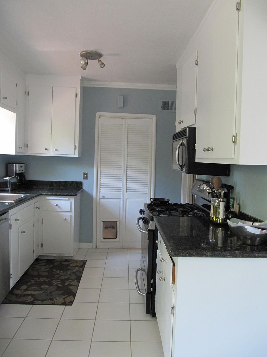 3233 McNutt Ave photo 4