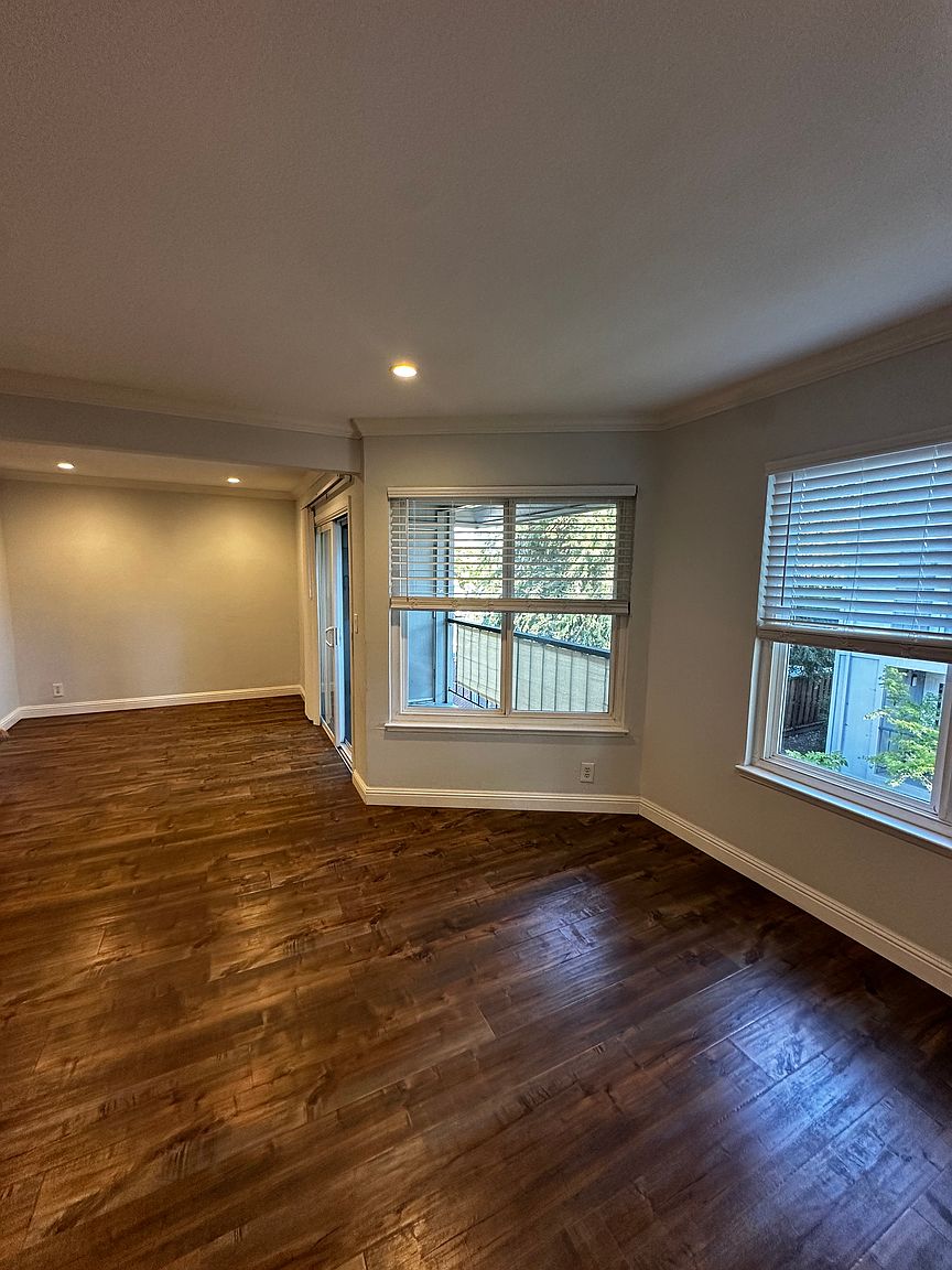 1530 Sunnyvale Ave photo 5