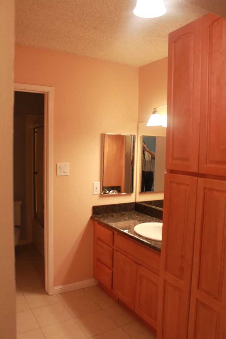 2720 Oak Rd photo 4