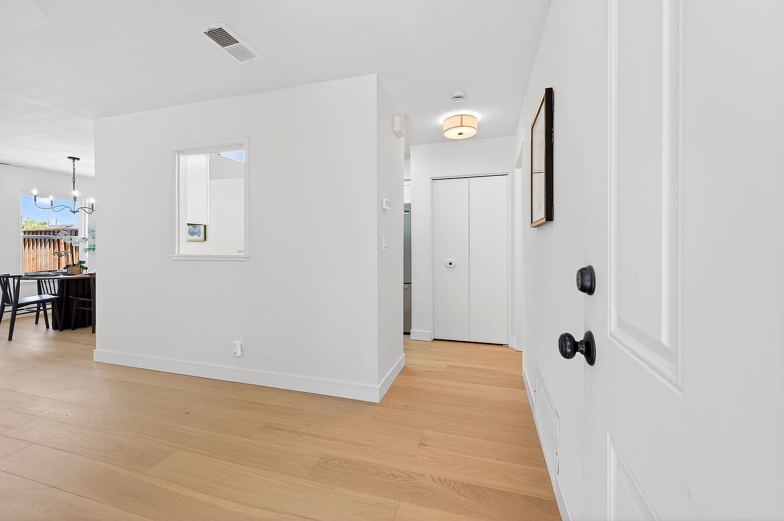 726 Buena Vista Pl photo 4