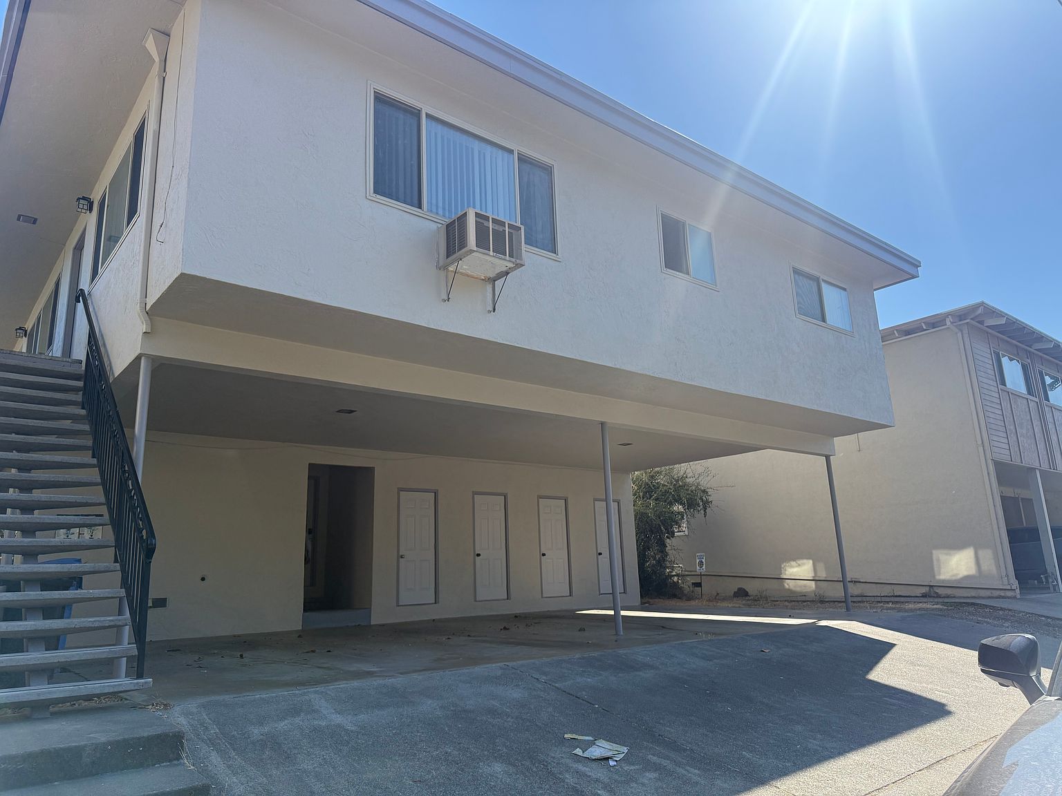 2BR/1BA Apartment on Village Ct · Walnut Creek photo 2