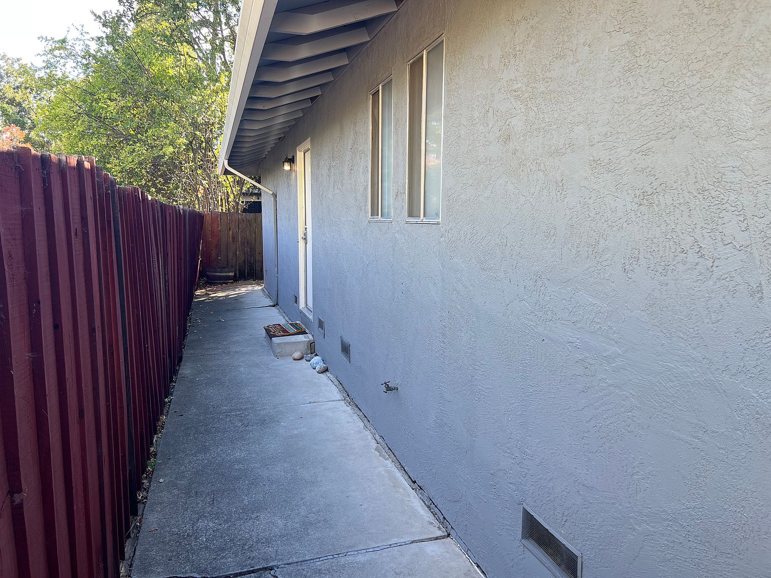 2733 Walnut Blvd photo 2