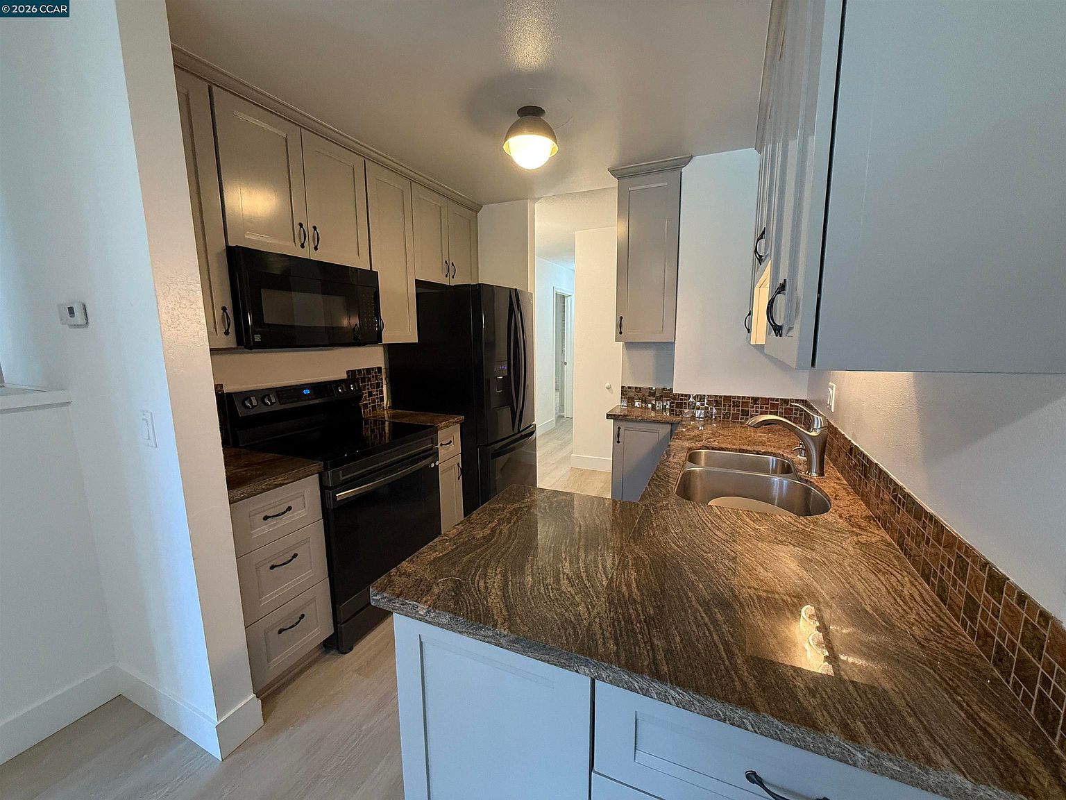 2564 Walnut Blvd 108 photo 4
