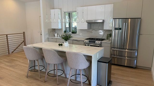 395 Nob Hill Dr photo 4