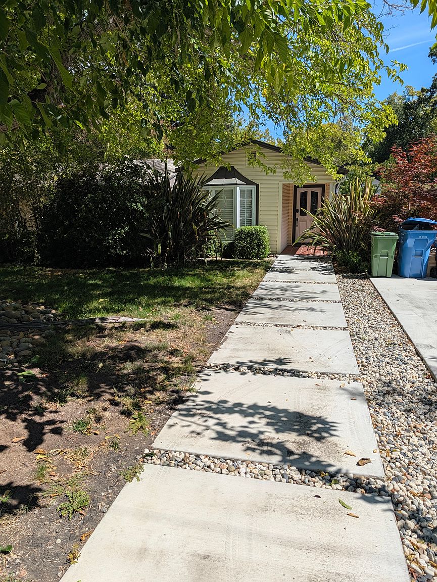 175 Arlene Dr photo 3