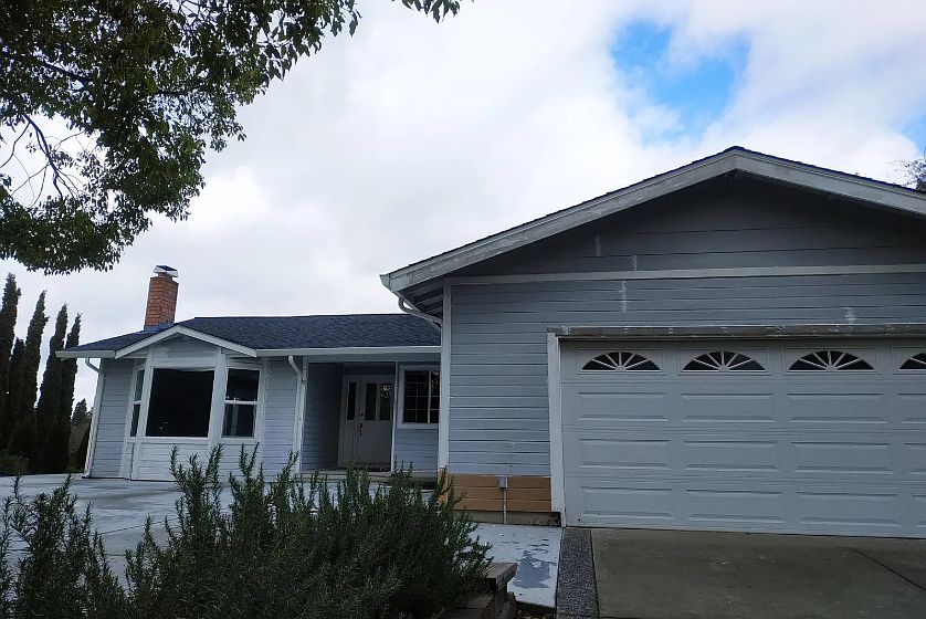 18 Adobe Ct photo 2