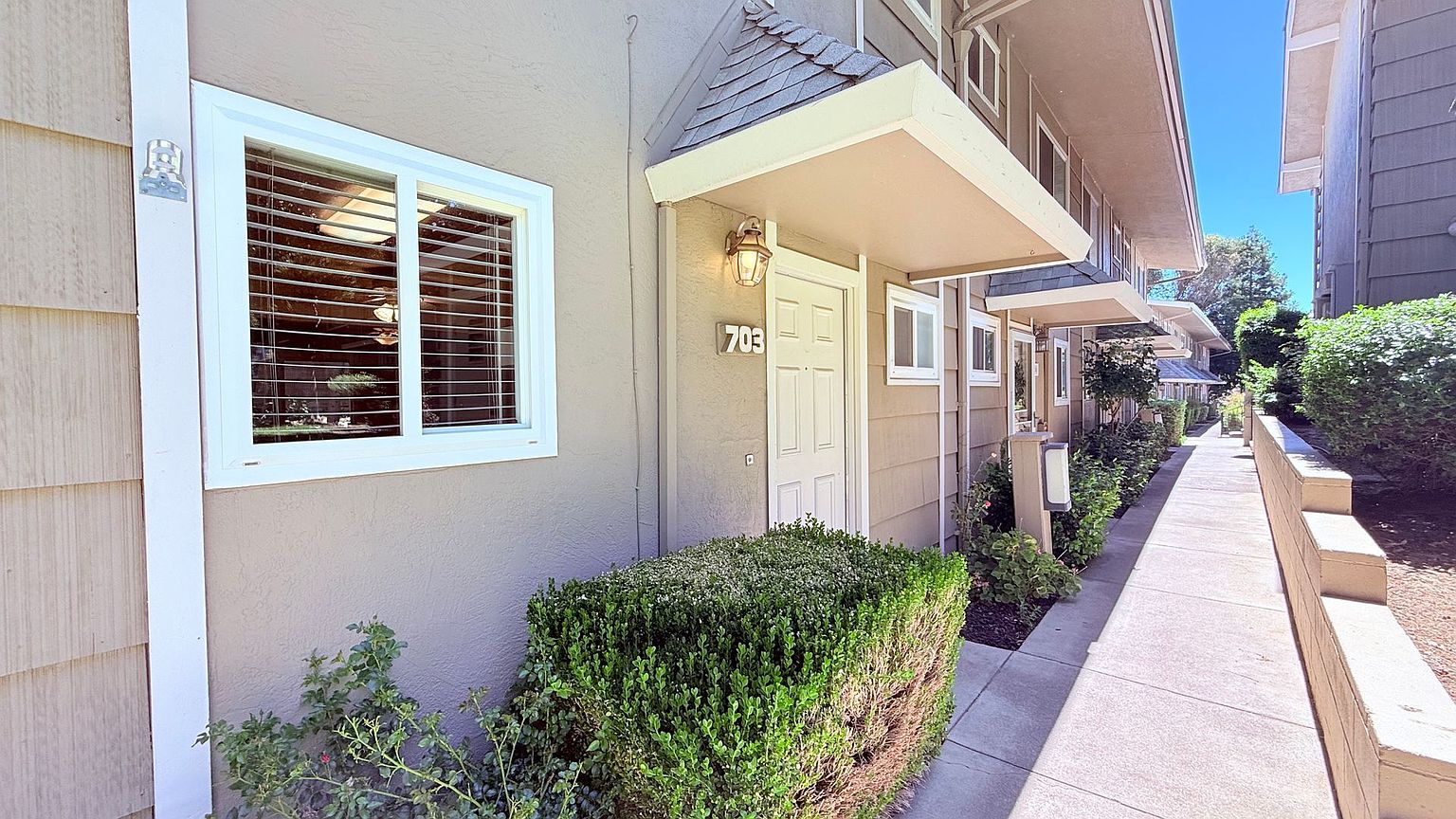 Danville Townhouse 2 Bed / 1.5 Bath - Near Downtown, Small Dogs Ok photo 2