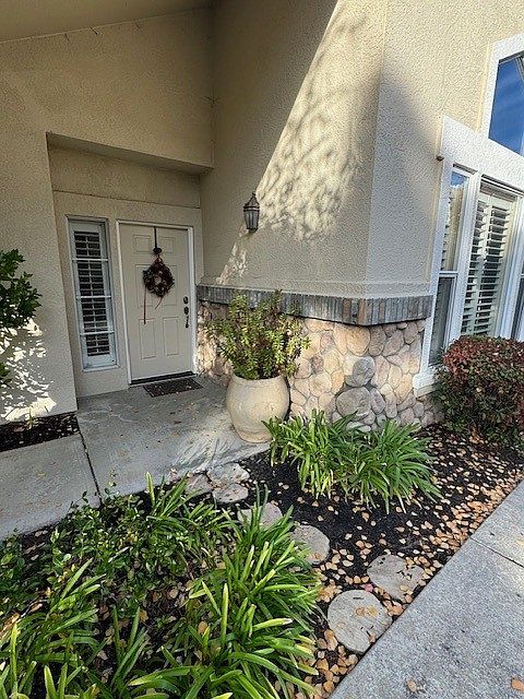 22 Mountain Valley Pl photo 2