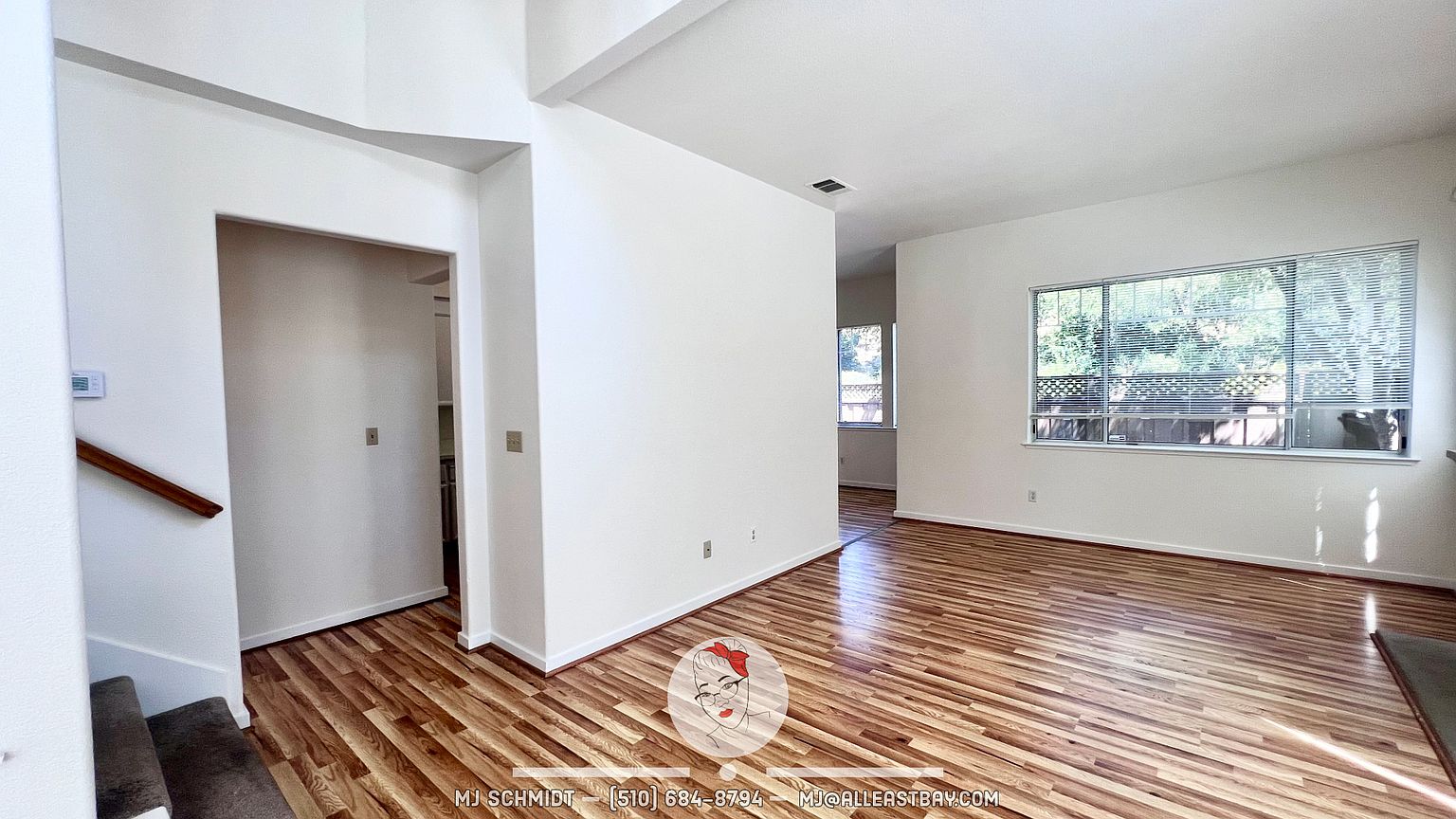 303 Sutton Cir photo 5