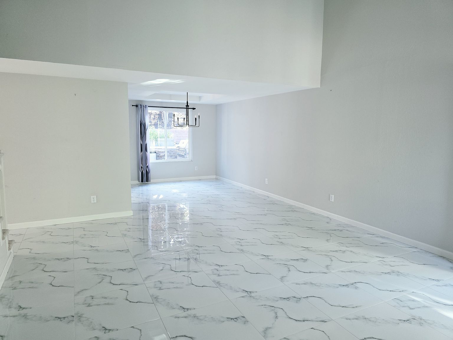 2916 Sombrero Cir photo 4