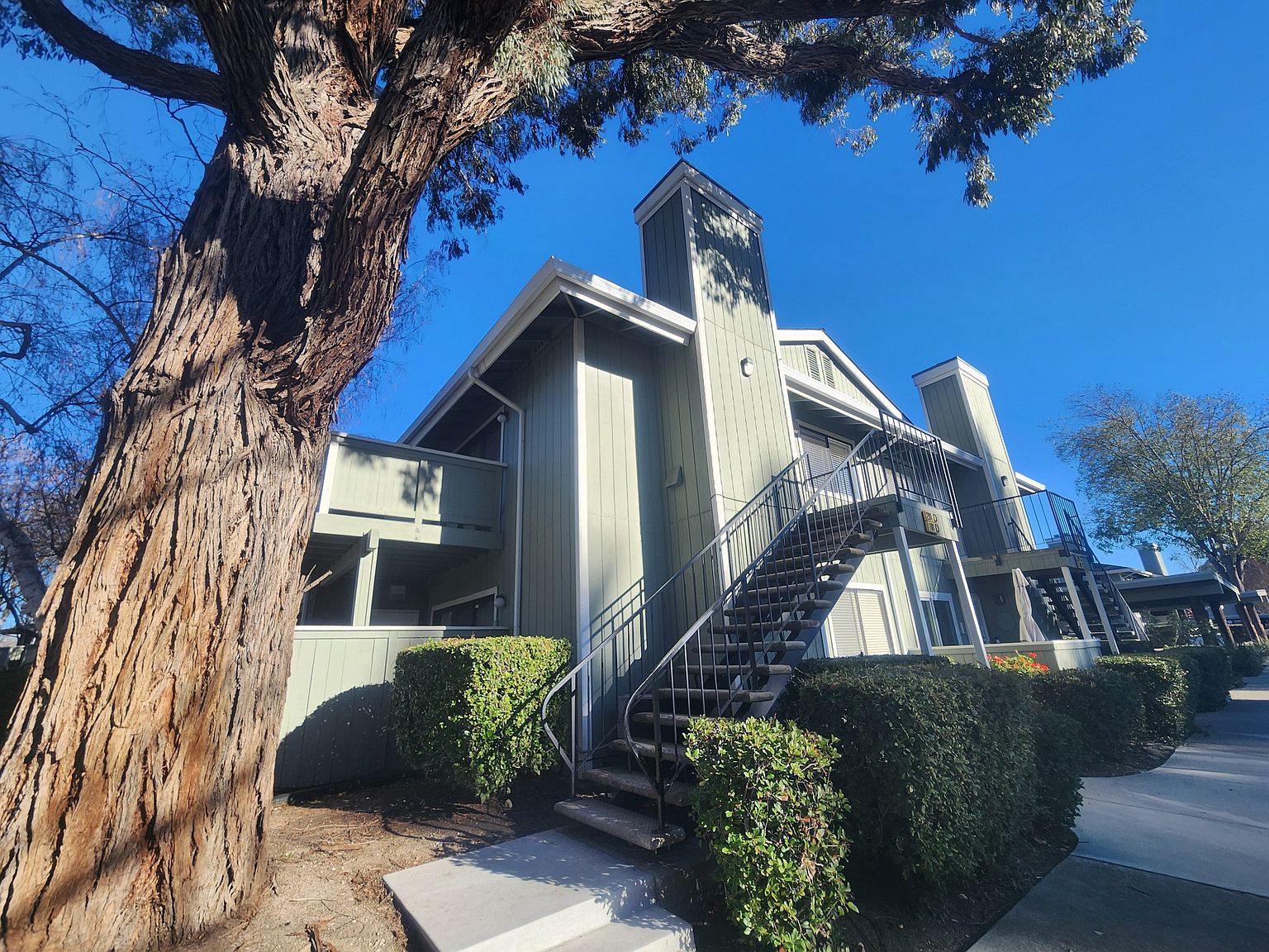 2BR/2BA Condo on Compton Cir · San Ramon photo 2