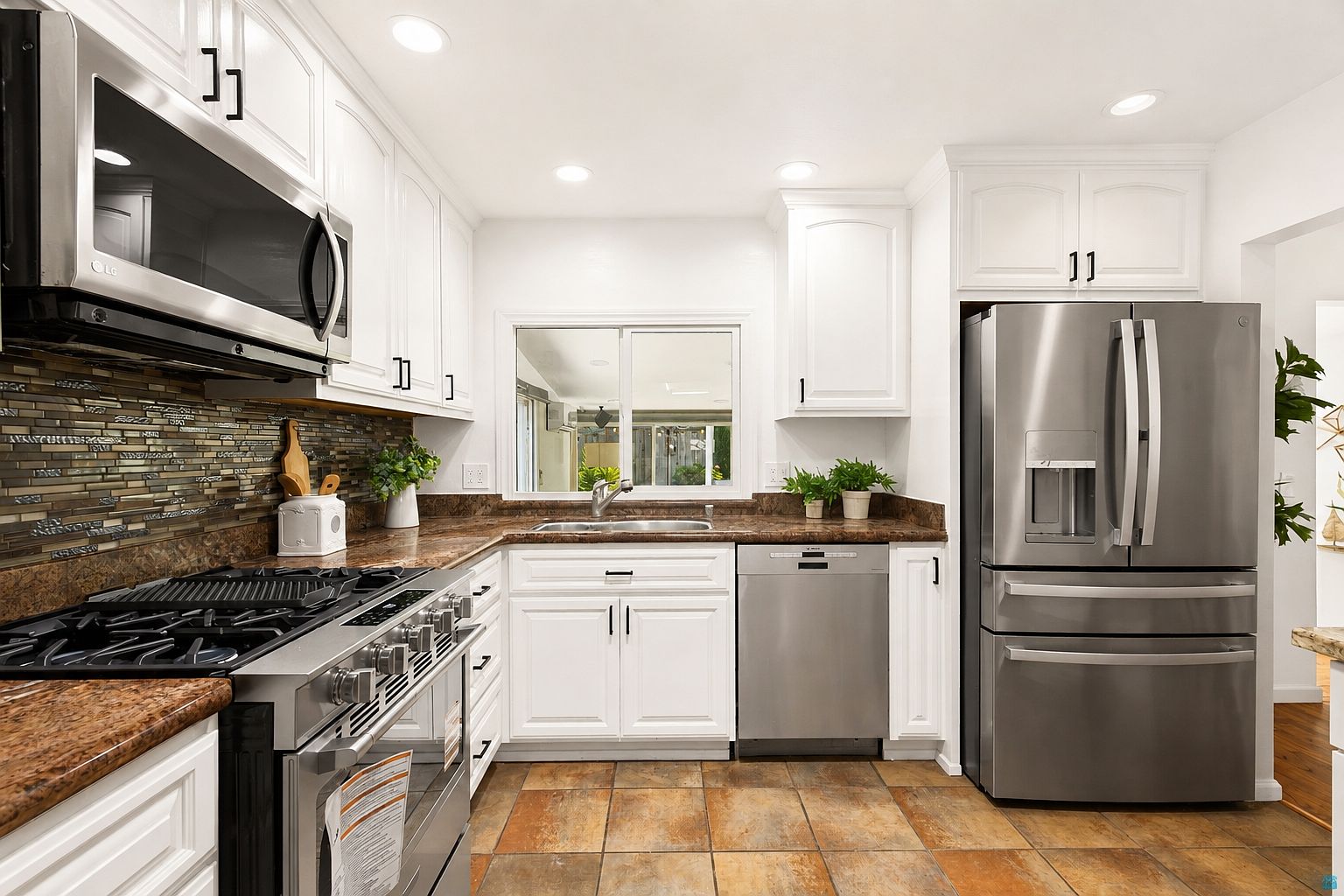 177 Cassandra Pl photo 2