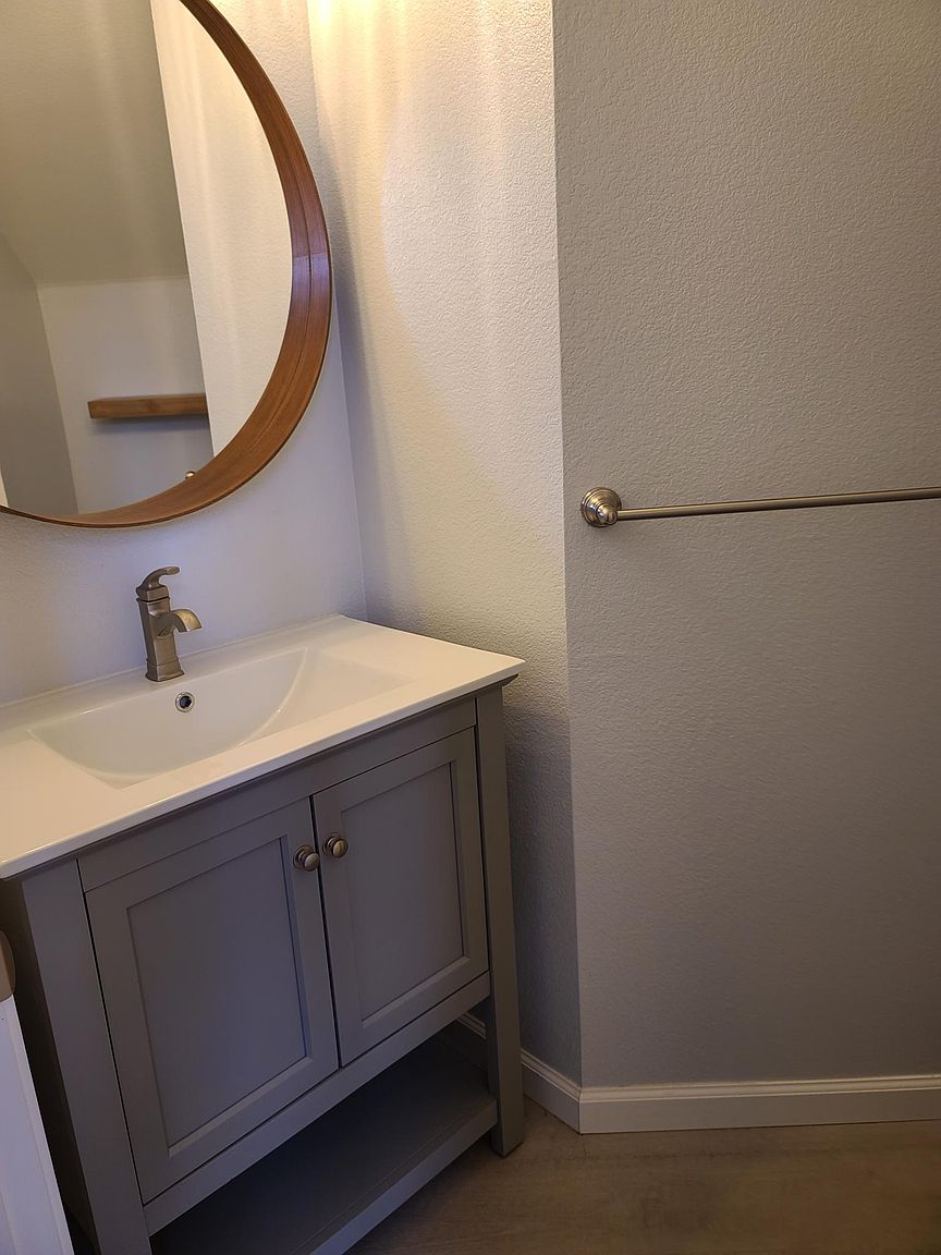522 Treyburn Cir photo 4