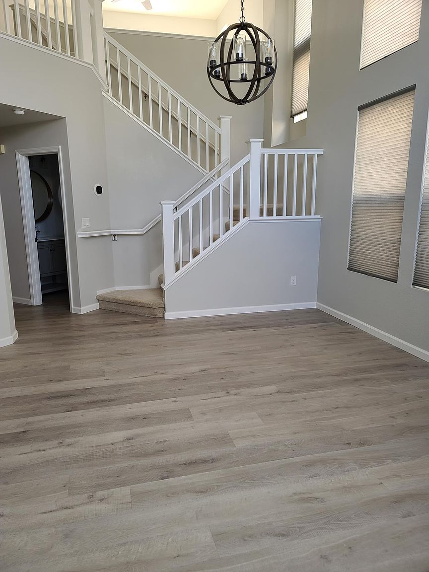 522 Treyburn Cir photo 2