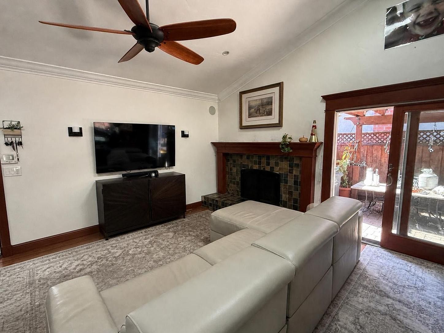 227 Dexter Pl photo 5