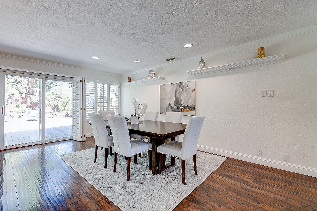 3047 Montevideo Dr photo 5