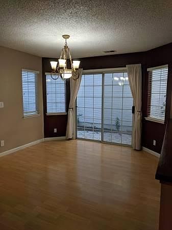 66 Springhaven Ct photo 3