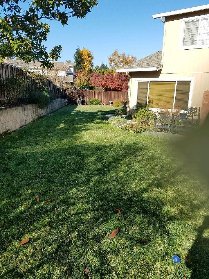 181 Larkwood Cir photo 3