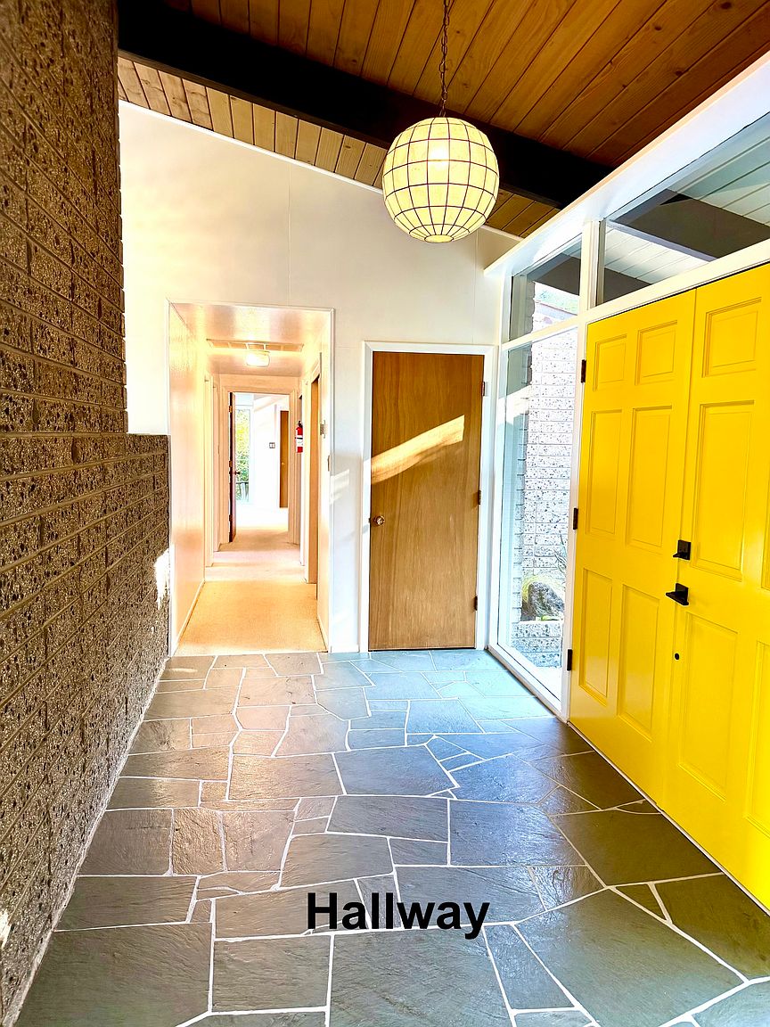 3305 Ameno Dr photo 2