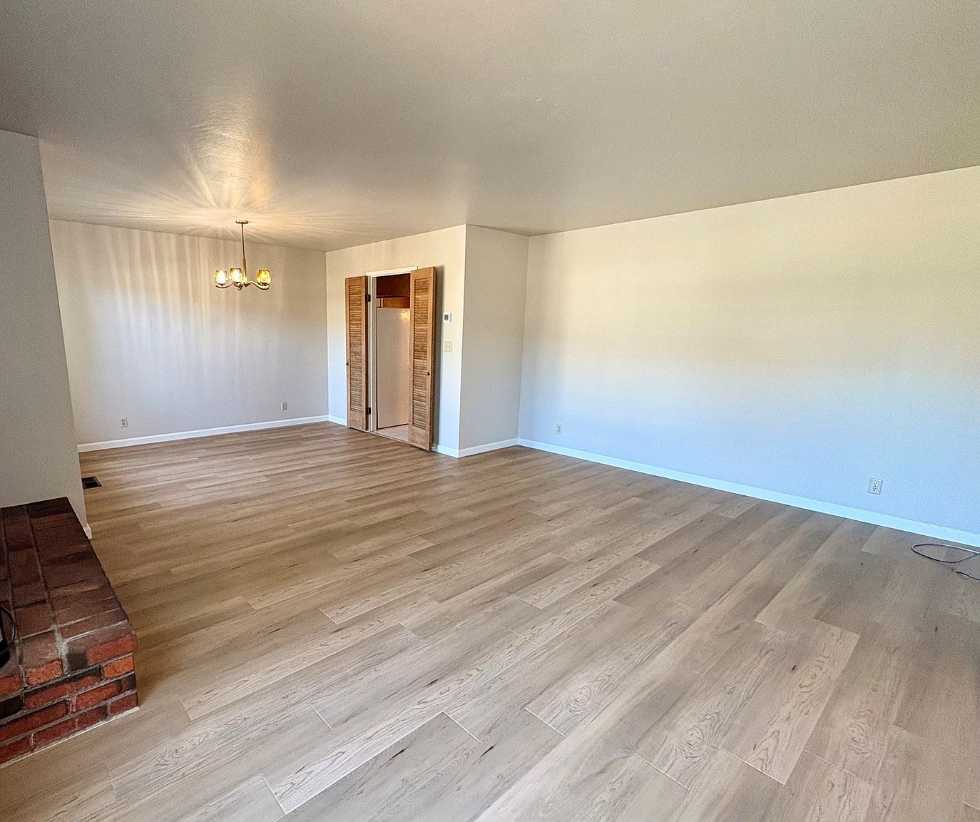 6 Fleuti Dr photo 4