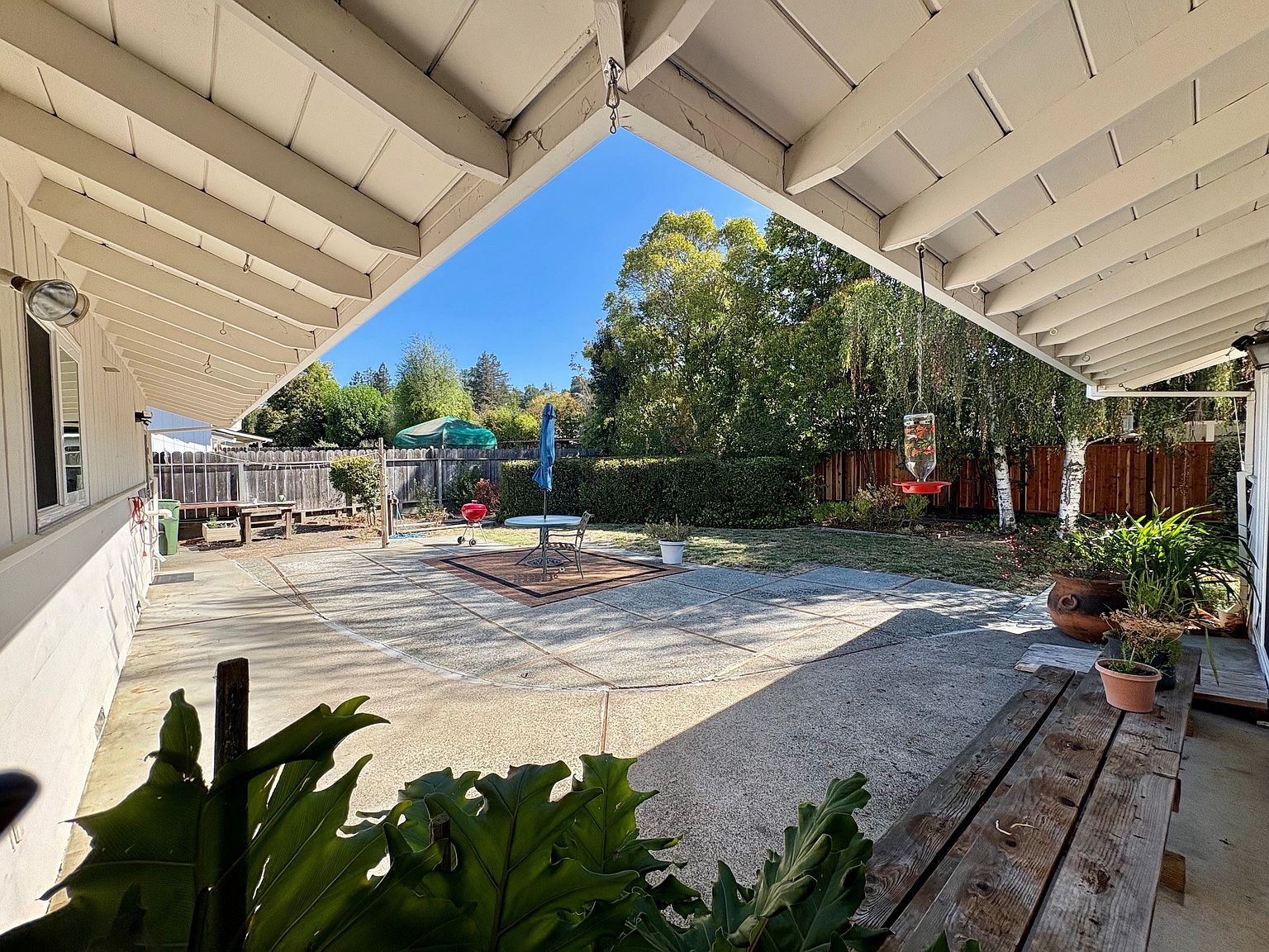 6 Fleuti Dr photo 3