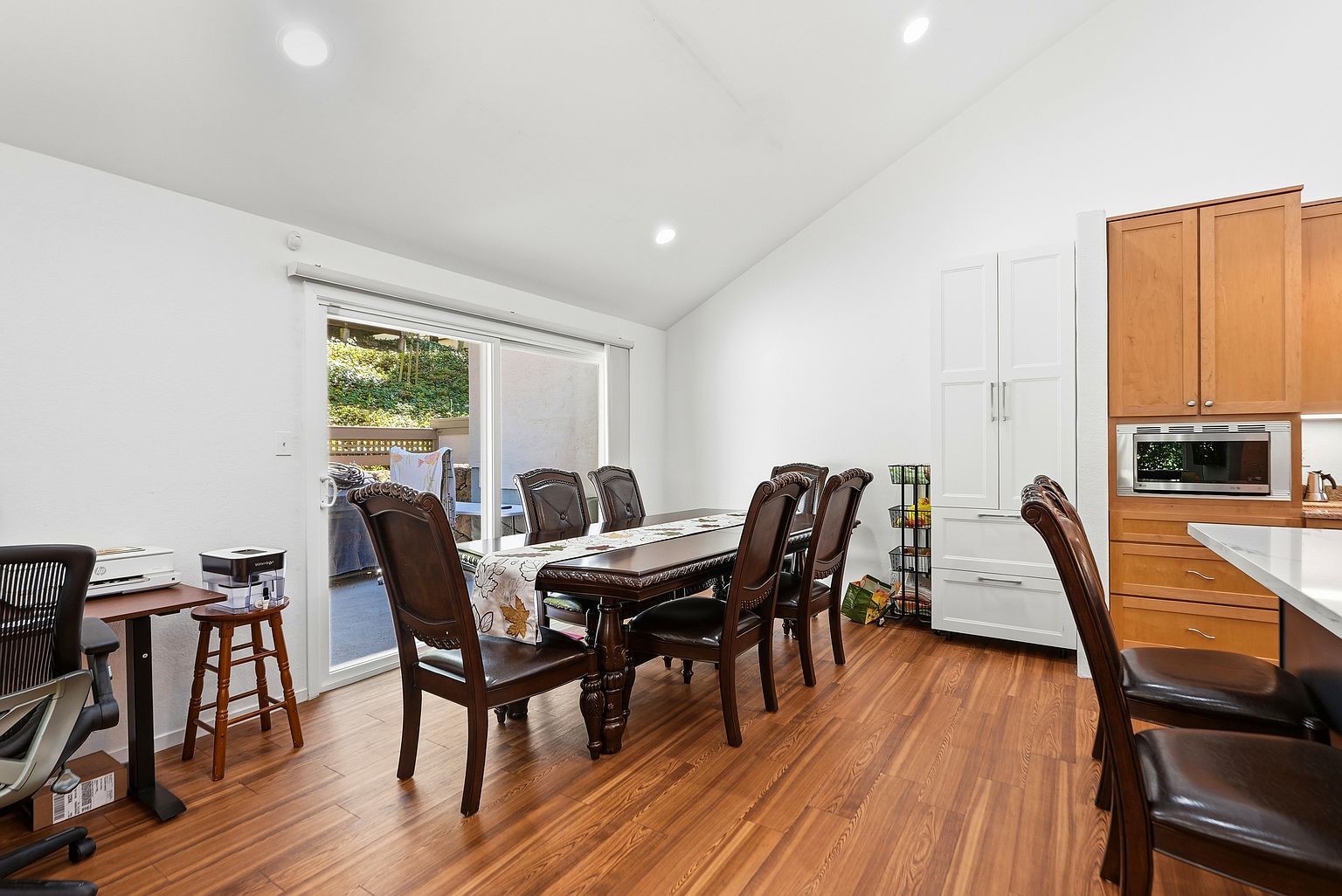 231 Paseo Bernal photo 2