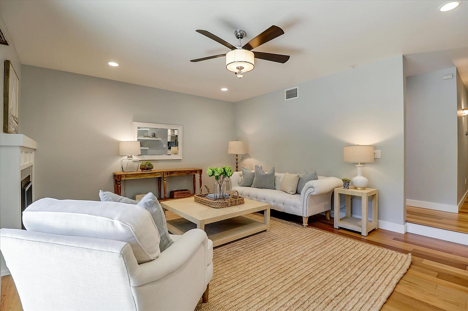 1515 Camino Peral photo 5