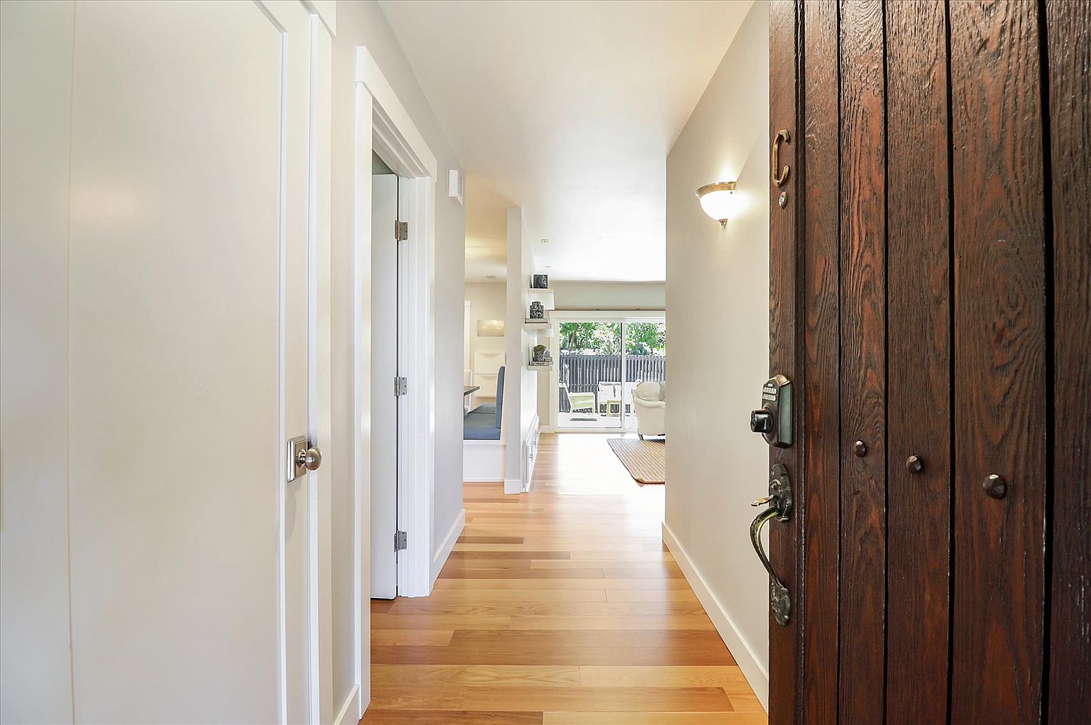 1515 Camino Peral photo 3