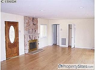 18 Berkeley Ave photo 4