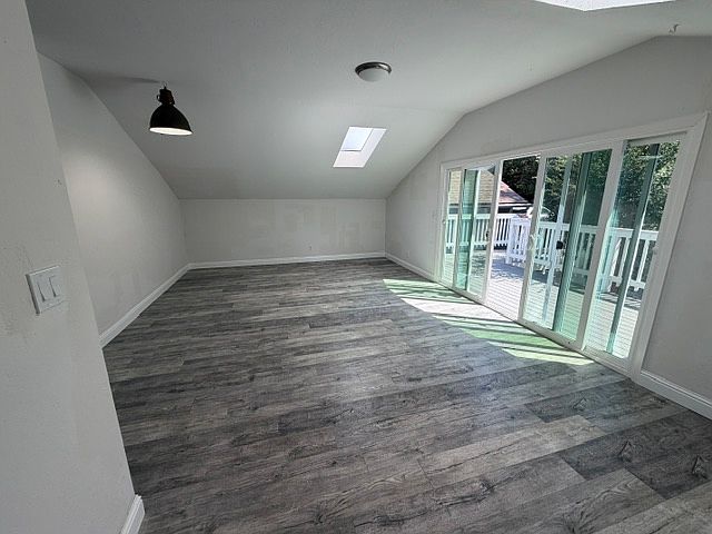 10 Alta Vista Dr photo 3
