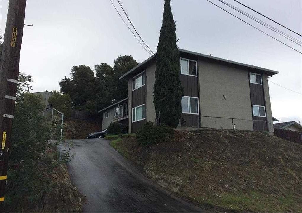 371 Vaqueros Ave photo 2