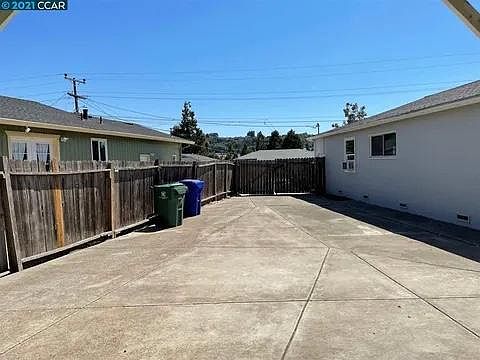 2807 Ruff Ave photo 3