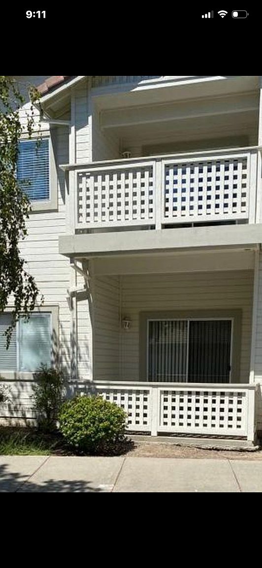268 Napoli Ct photo 2