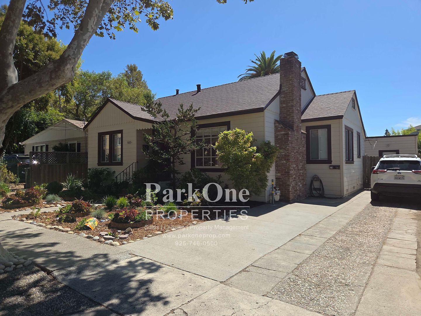 618 D St photo 4