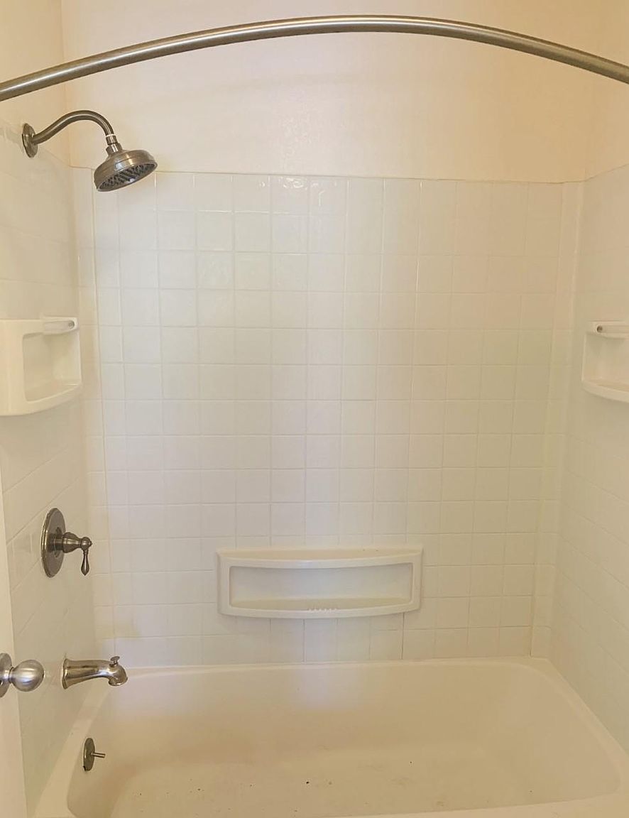 164 Glenwood photo 5