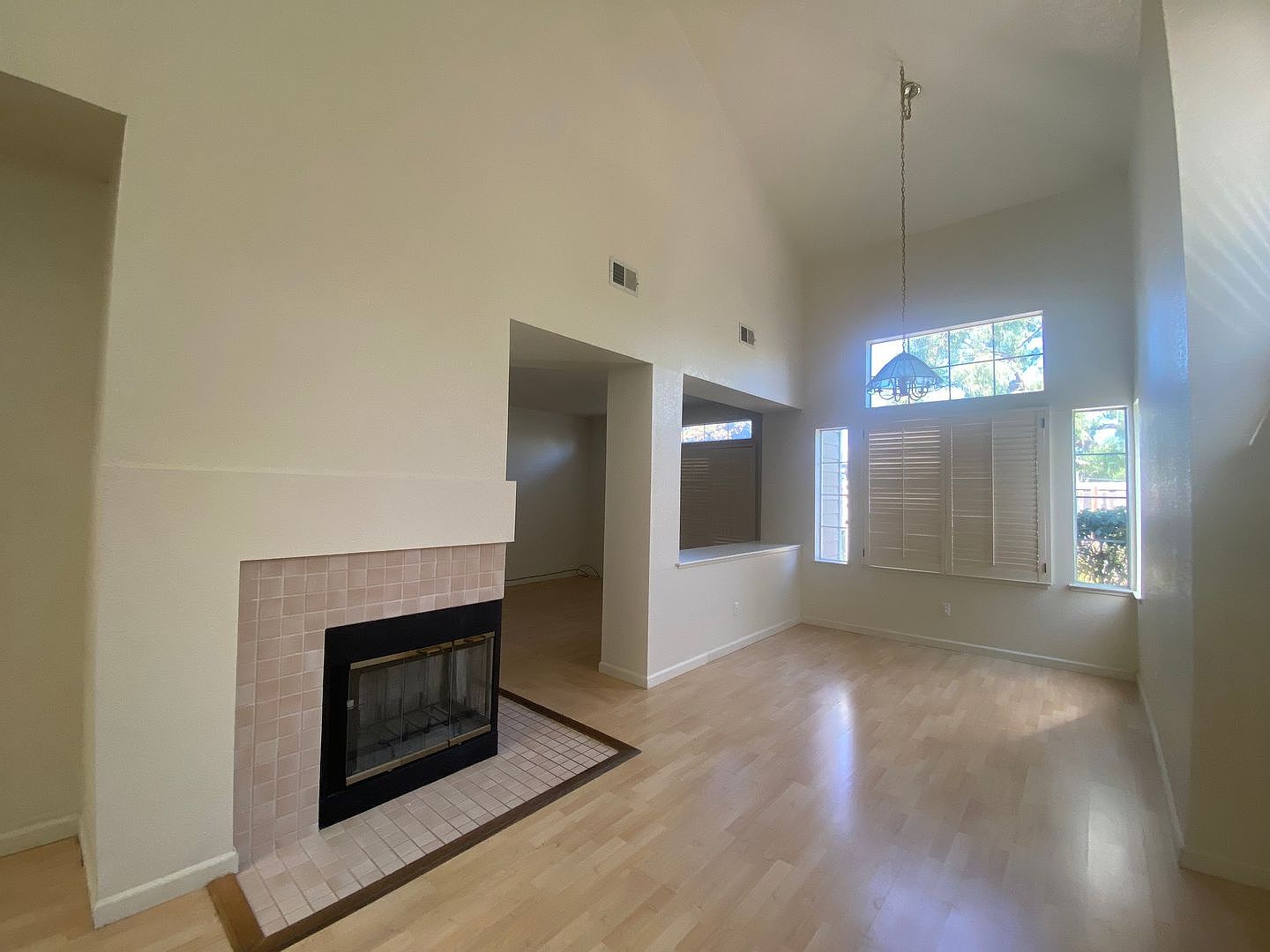 293 Scotts Valley photo 5