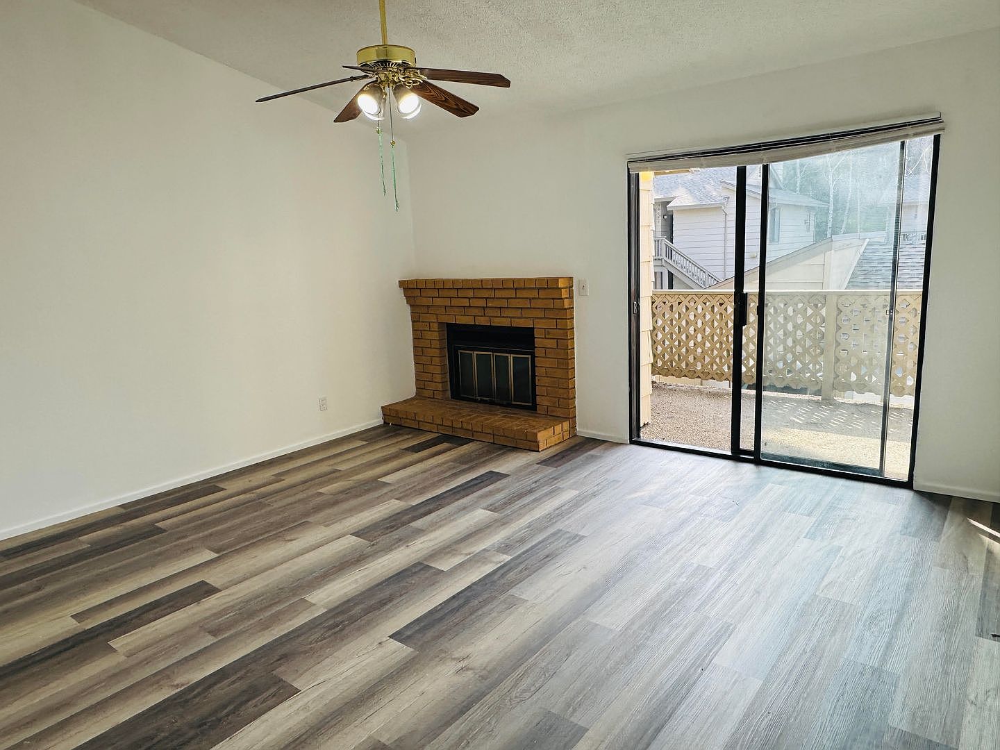 704 Windsor photo 5