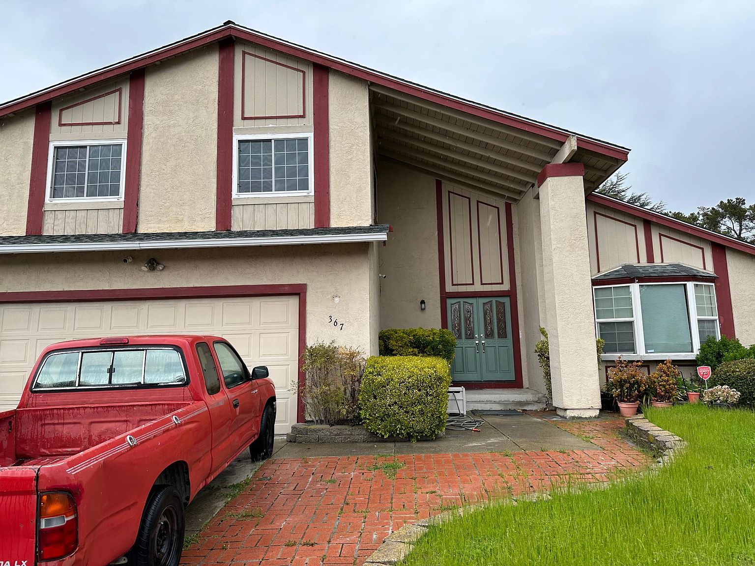 4BR/3BA Single Family House on Violet Rd · Hercules photo 3