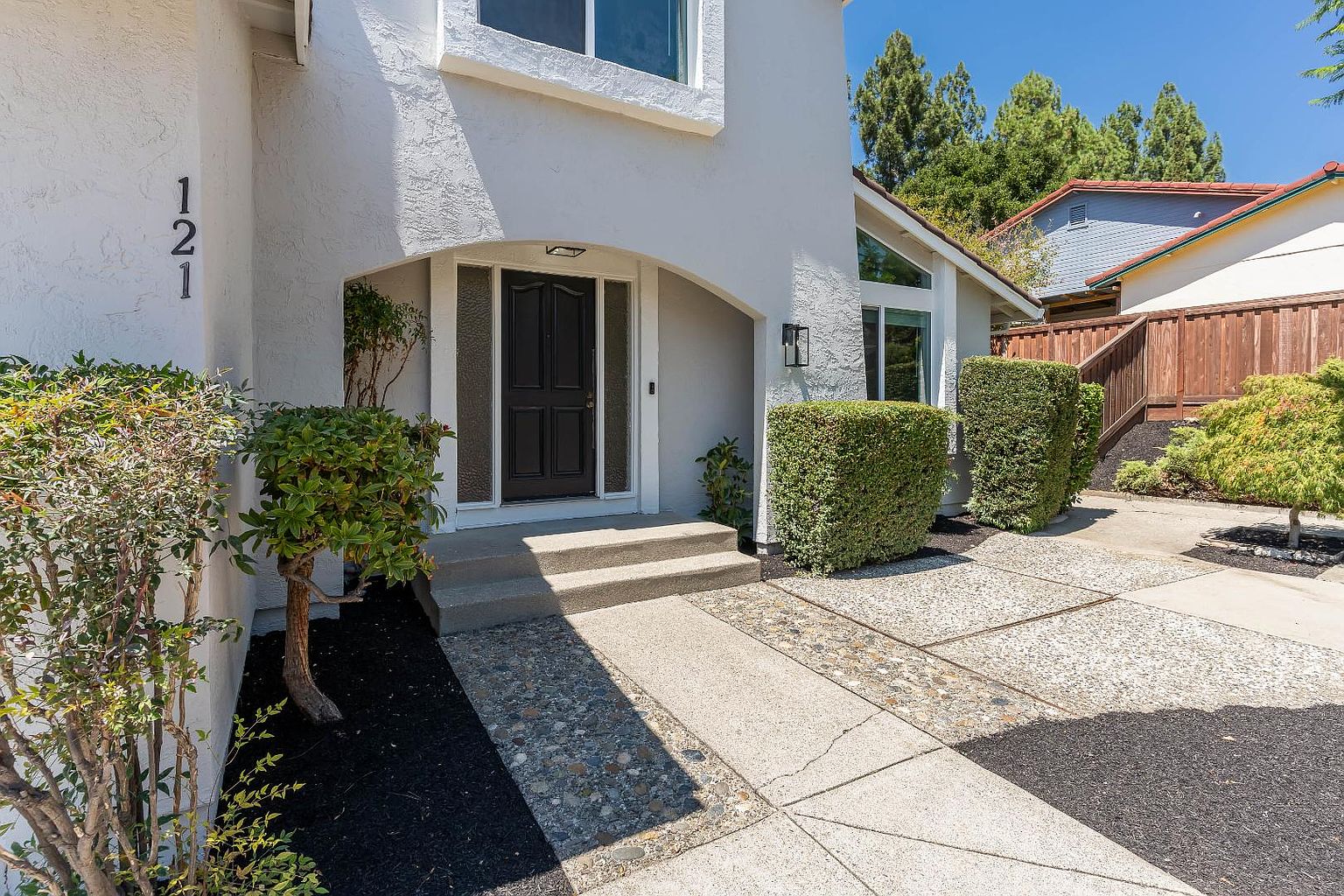 121 Violet Rd photo 5