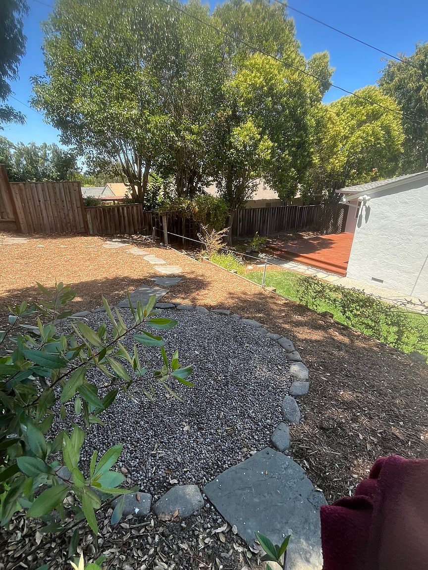 3334 Morningside Dr photo 4