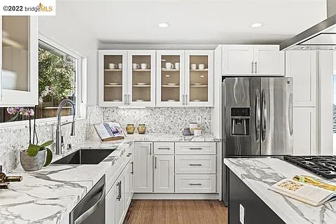 2720 Del Monte Ave photo 3