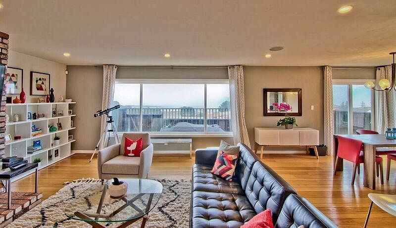 1441 Arlington Blvd photo 4