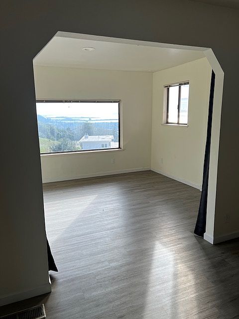 7628 Potrero Ave photo 4