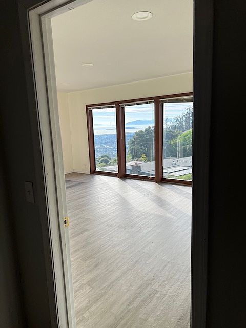 7628 Potrero Ave photo 5